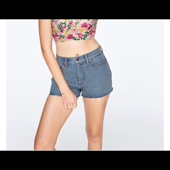VS PINK! High Waist Jean Shorts NWT - Picture 2 of 5